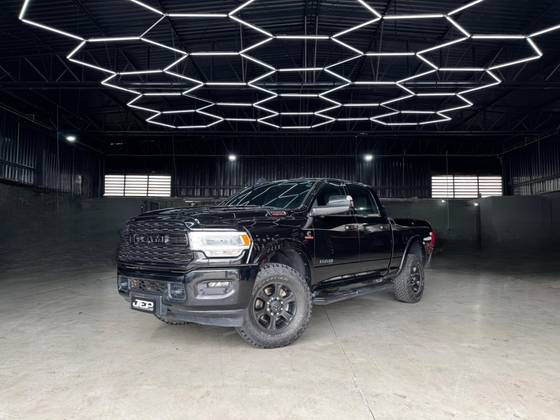RAM 2500 6.7 I6 TURBO DIESEL LARAMIE CD 4X4 AUTOMÁTICO